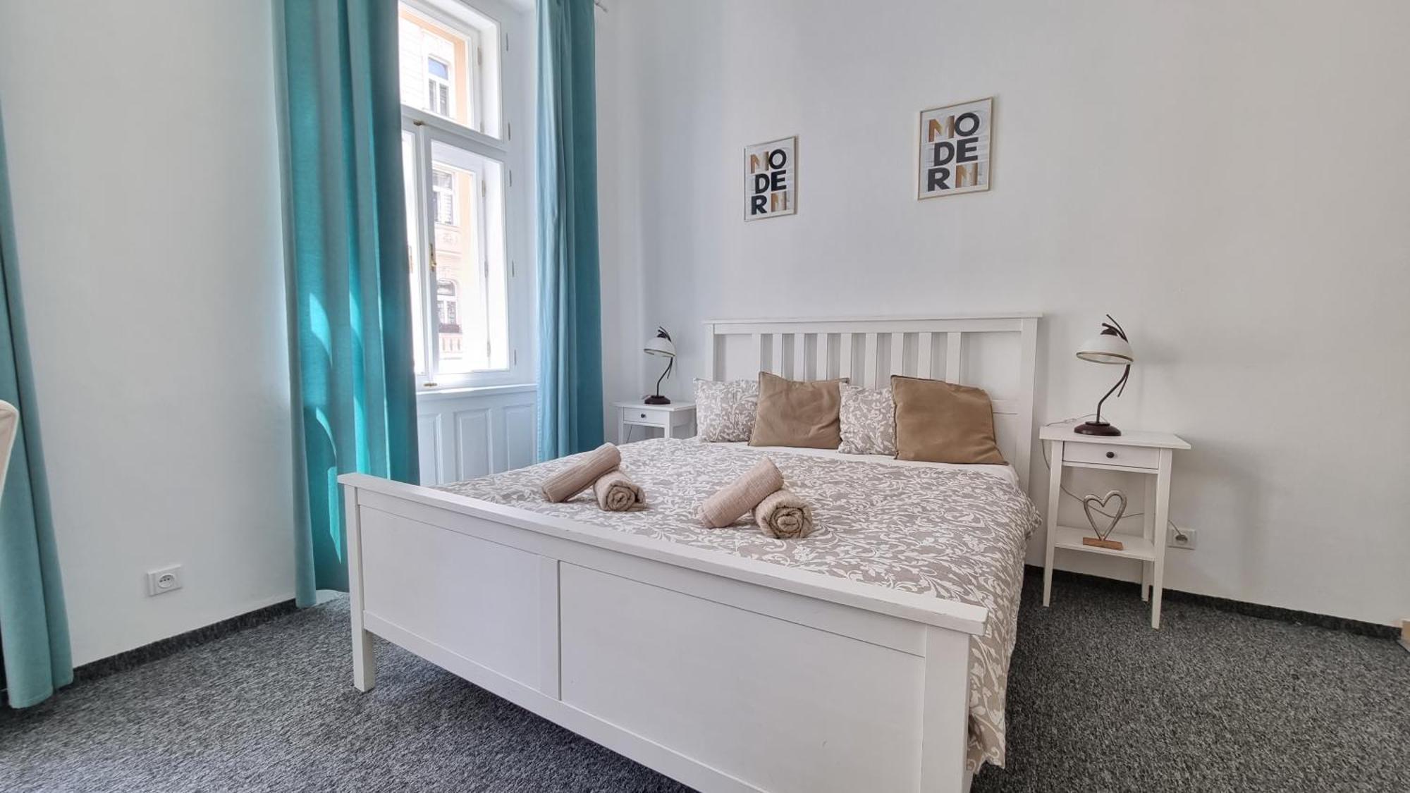 Finnem Rentals Tyrsova Prague Exterior photo